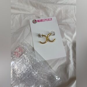 NWT MARLEYLILLY gold earrings